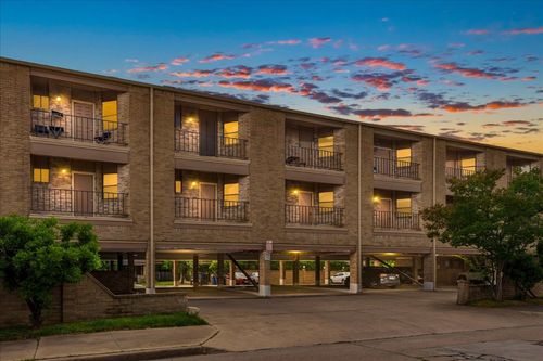 apt-310-3316 Guadalupe St, Austin, TX, 78705-2337 | Card Image