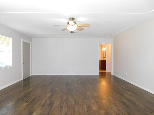720 Chisholm Trl, House other with 3 bedrooms, 2 bathrooms and null parking in Denton TX | Image 5