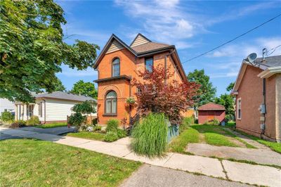 68 Richmond St, House other with 3 bedrooms, 2 bathrooms and 4 parking in Brantford ON | Image 3