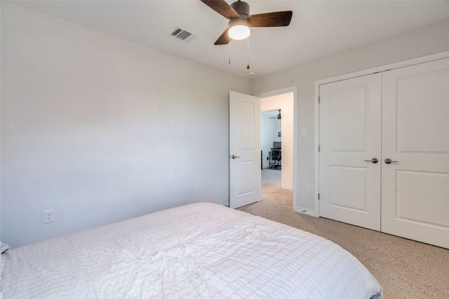 572 Pepperbark Loop, House other with 4 bedrooms, 3 bathrooms and 4 parking in Buda TX | Image 14