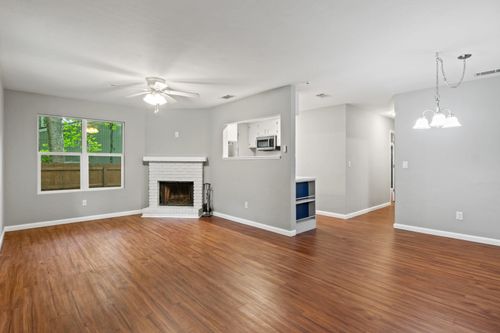 216 Parkbrook Cir, Tallahassee, FL, 32301-3380 | Card Image