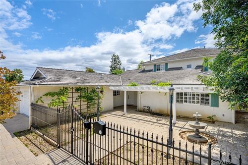 16942 Kinzie, Northridge, CA, 91343 | Card Image