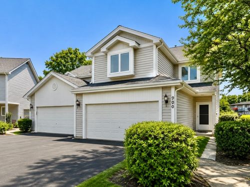 900 Ashley Ct, Westmont, IL, 60559-8609 | Card Image