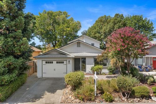 3413 Oyster Bay Avenue, Davis, CA, 95616 | Card Image