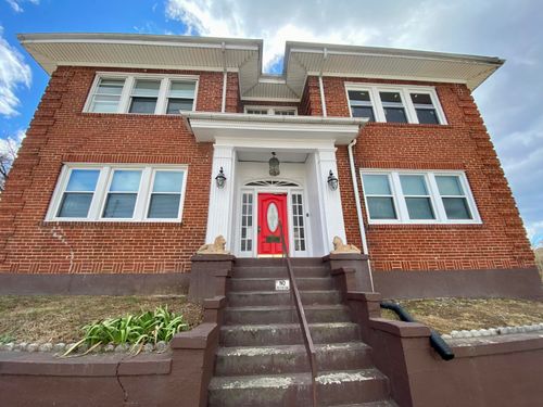 apt-b1-202 Elm Ave Sw, Roanoke, VA, 24016-4137 | Card Image