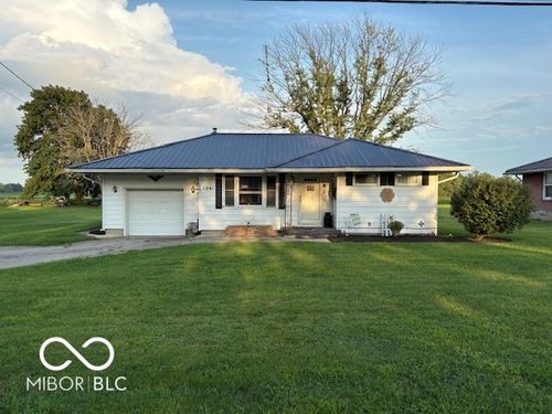 1261 S Main St, Dunkirk, IN, 47336-9402 | Card Image