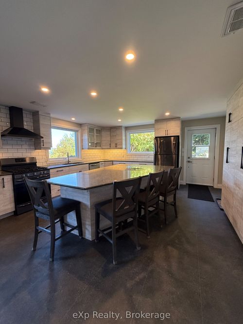 502435 Grey Rd, Georgian Bluffs, ON, N0H2T0 | Card Image