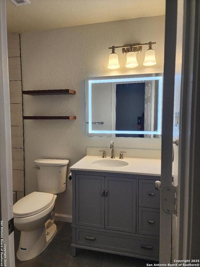 321 Hinge Loop, House other with 3 bedrooms, 3 bathrooms and null parking in Cibolo TX | Image 26