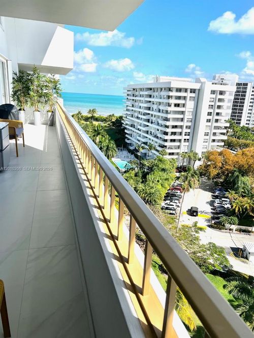 1105-155 Ocean Lane Dr, Key Biscayne, FL, 33149-1469 | Card Image
