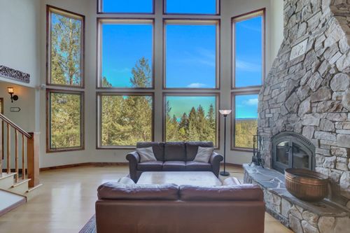 11352 Caroline Ln, Nevada City, CA, 95959-9560 | Card Image