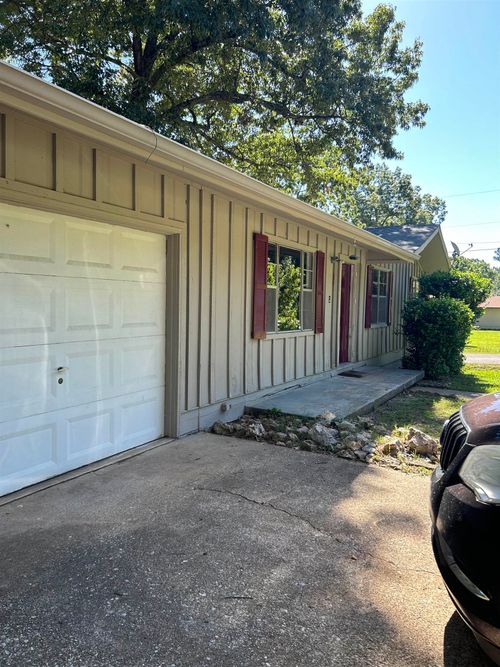119 Pottawattamie Dr, Cherokee Village, AR, 72529-7305 | Card Image