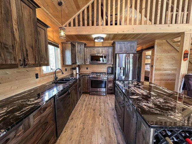 20133 Twp Rd 832, House other with 3 bedrooms, 2 bathrooms and null parking in St Isidore AB | Image 9
