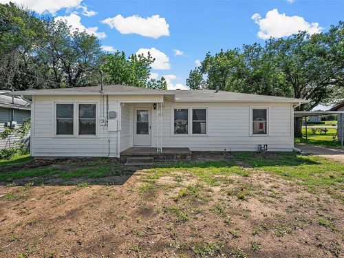307 Playdium Dr, West, TX, 76691-2073 | Card Image