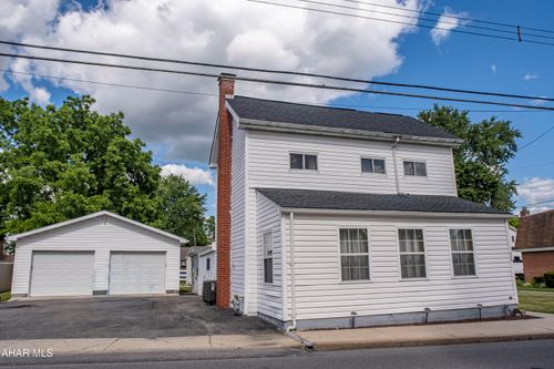 914 N Montgomery St, Hollidaysburg, PA, 16648-1210 | Card Image