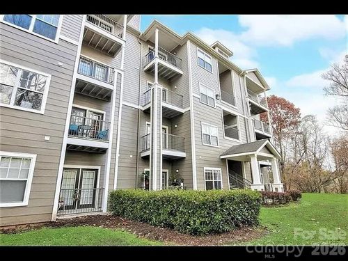 3-300 Vista Lake Dr, Candler, NC, 28715-7169 | Card Image