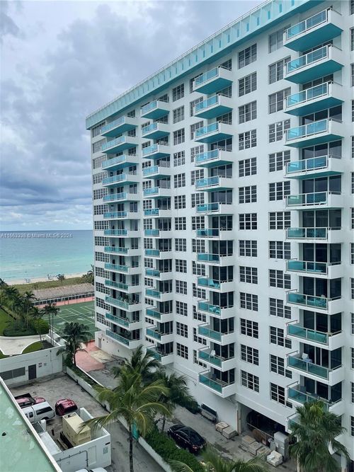 925-5151 Collins Ave, Miami Beach, FL, 33140-2716 | Card Image