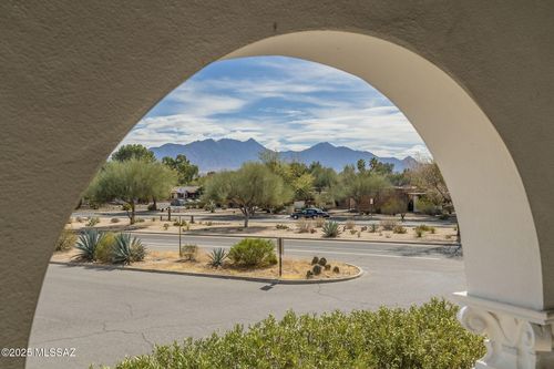 568 W Paseo Solana, Green Valley, AZ, 85614 | Card Image