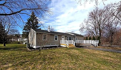 15 Aprille Ln, Rush, NY, 14543-9715 | Card Image