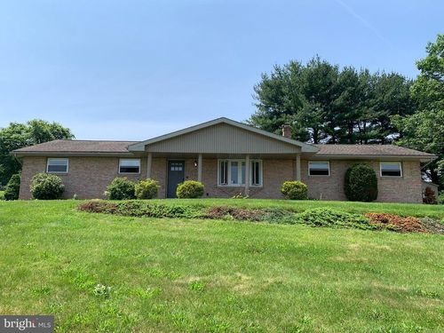 4548 Route 419, Womelsdorf, PA, 19567-8000 | Card Image