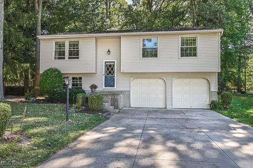 10265 Beaver Trl, Aurora, OH, 44202-8507 | Card Image