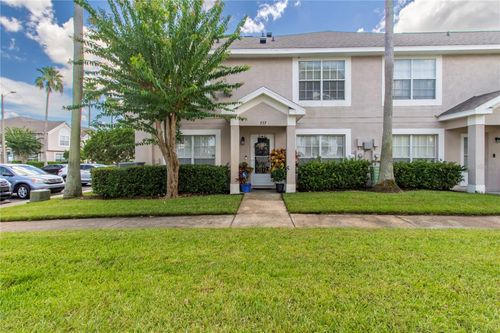 737 Kensington Lake Cir, BRANDON, FL, 33511-3889 | Card Image