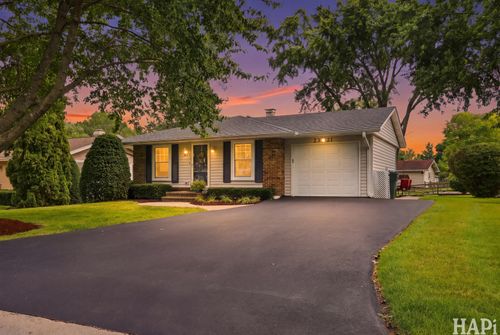 2321 Carriage Ln, Lindenhurst, IL, 60046-8889 | Card Image