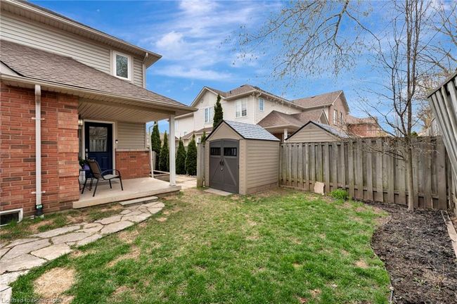 61 Valridge Dr, Townhouse with 3 bedrooms, 3 bathrooms and 3 parking in Ancaster ON | Image 27
