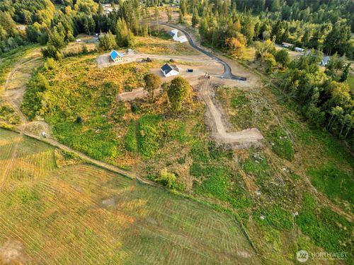 391 Brook Valley Road, Kelso, WA, 98626 | Card Image