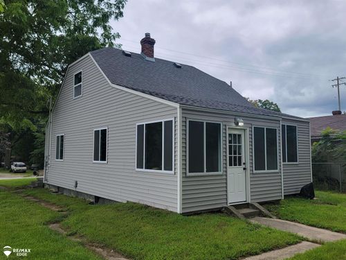 12040 Benson Rd, Mount Morris, MI, 48458-1463 | Card Image