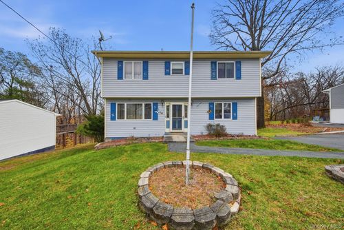 16 Mountain Ave, Middletown, NY, 10940-6248 | Card Image