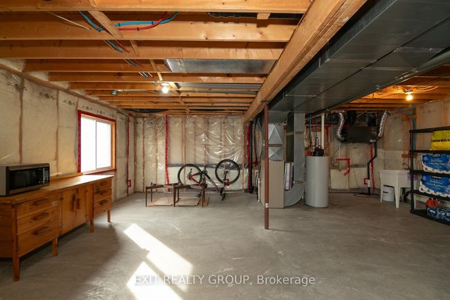 28 Kyle Crt, House other with 2 bedrooms, 1 bathrooms and 4 parking in Frankford ON | Image 20