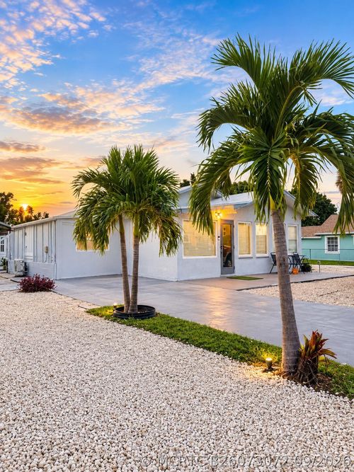 115 Walker Ave, Greenacres, FL, 33463-3343 | Card Image