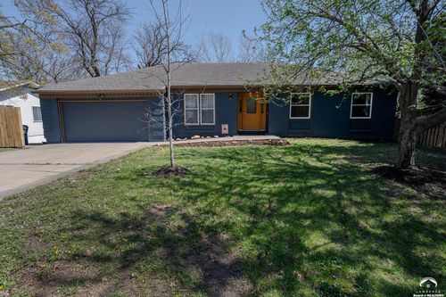 924 Holiday Dr, Lawrence, KS, 66049-3005 | Card Image