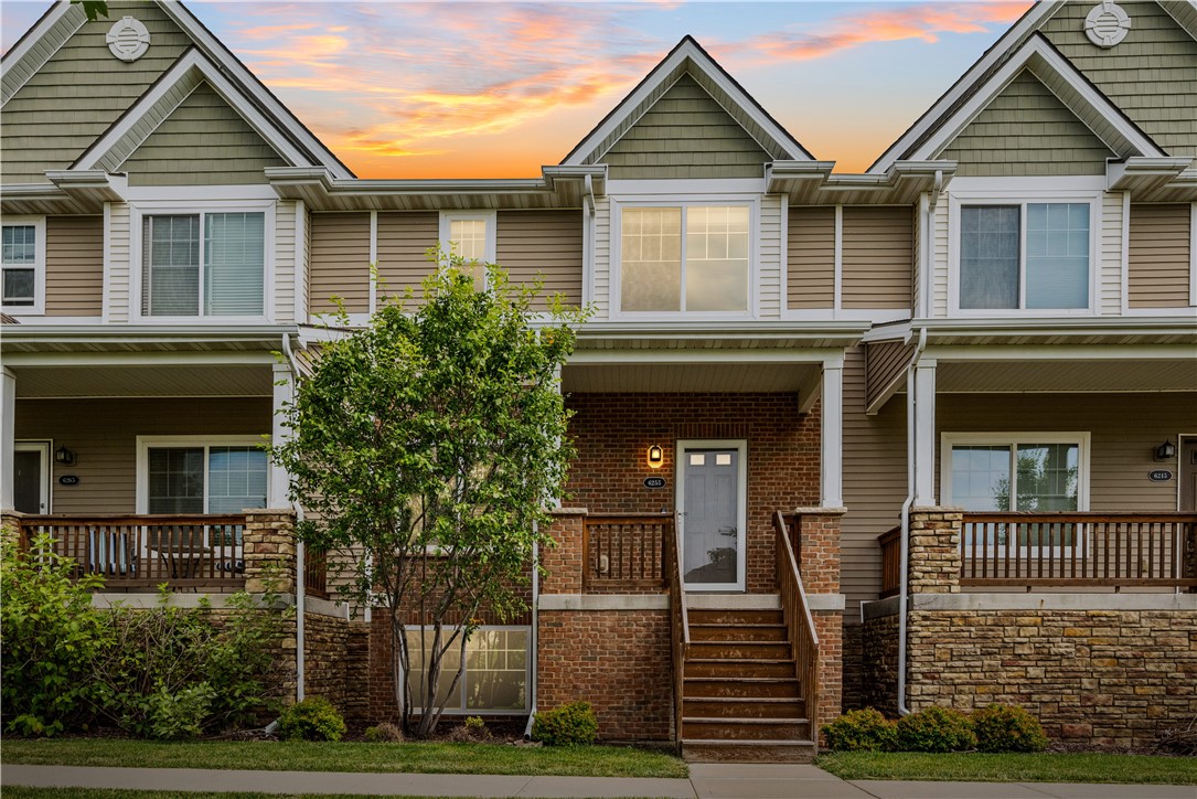 Wistful Vista Dr, West Des Moines, IA 50266
