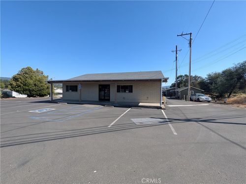311 Lake Mendocino Dr, Ukiah, CA, 95482-9432 | Card Image