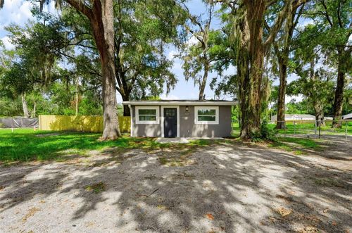 10336 Main St, THONOTOSASSA, FL, 33592-8326 | Card Image