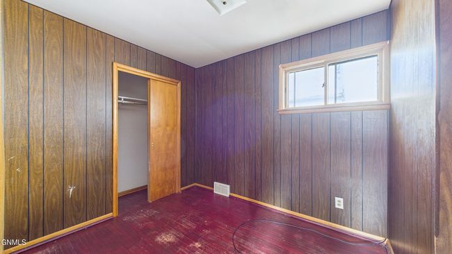 212 S Main St, House other with 2 bedrooms, 2 bathrooms and null parking in Glen Ullin ND | Image 10