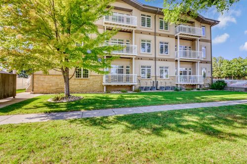 104-203 6th St S, Moorhead, MN, 56560-2779 | Card Image