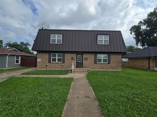 1805 Randolph Dr, Garland, TX, 75041-6300 | Card Image