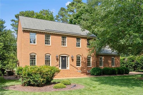636 Fairfax Way, Williamsburg, VA, 23185-8214 | Card Image
