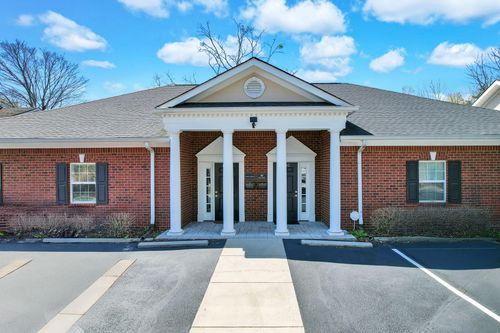 6752 Executive Oak Lane, Chattanooga, TN, 37421 | Card Image