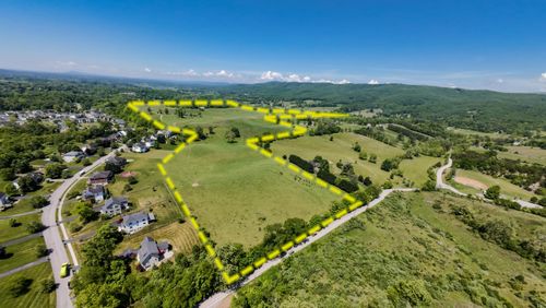 1801 Toms Creek Rd, Blacksburg, VA, 24060 | Card Image