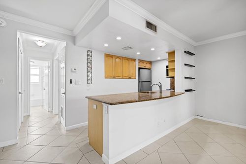2-1012 Se 15th St, Fort Lauderdale, FL, 33316-2193 | Card Image