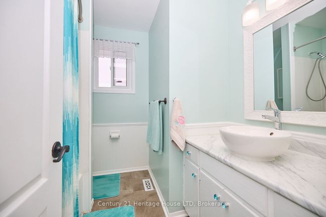 1383 Garrison Rd, House other with 3 bedrooms, 2 bathrooms and 8 parking in Fort Erie ON | Image 17