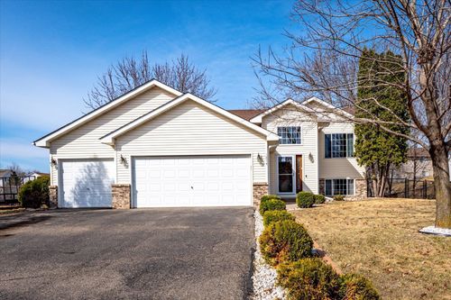 1874 Niagara St, Waconia, MN, 55387-9444 | Card Image