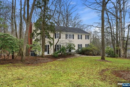 258 Highwood Ave, Tenafly, NJ, 07670-1208 | Card Image