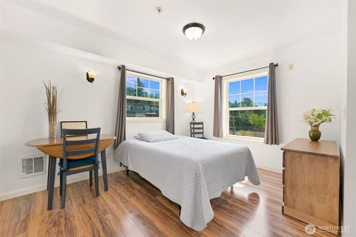 a412-700 32nd St, Bellingham, WA, 98225-6924 | Card Image