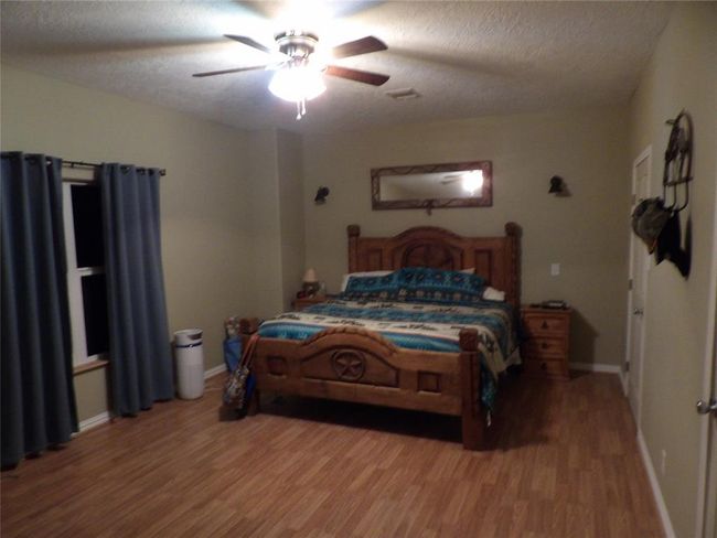 MASTER BEDROOM | Image 7