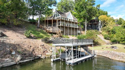 1605 Holiday Hills Ln, Counce, TN, 38326-4027 | Card Image