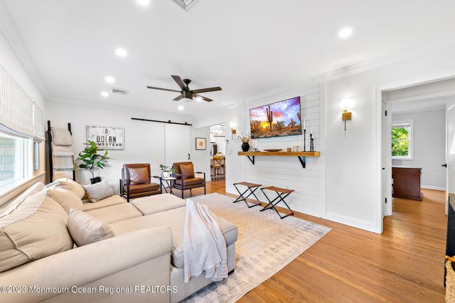 Living Room | Image 6
